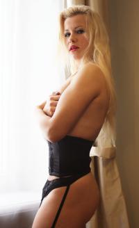 Büyüleyici Sarışın: Konya Sarışın Escort