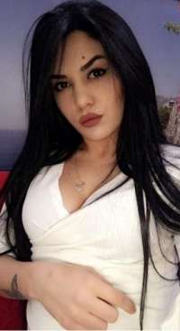 Konya İranlı Escort : Kalbinizi Canlandıran Zarafet