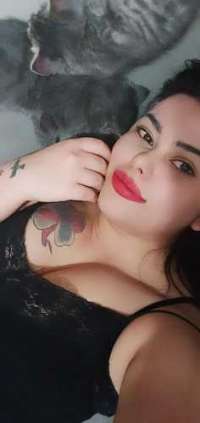 Tatmin Edici Deneyimler Sunan Konya İranlı Escort Bayan